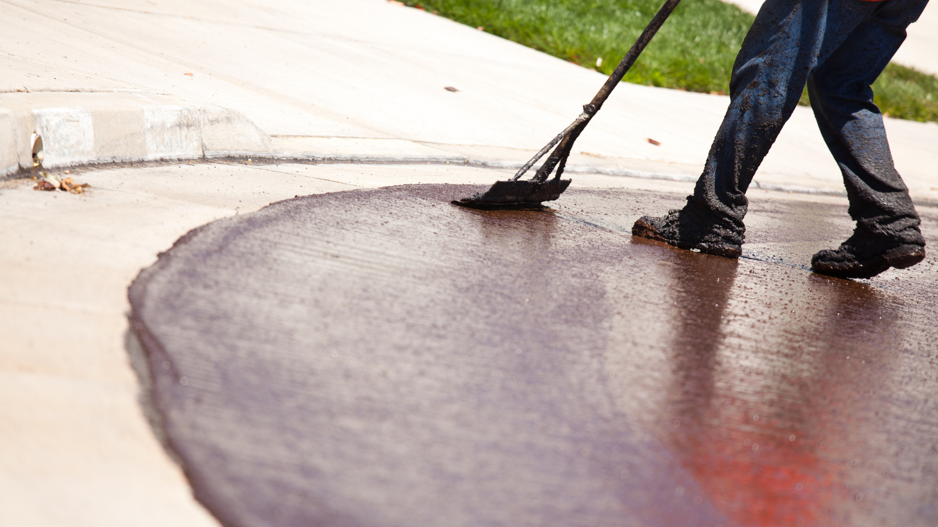 How to Resurface a Concrete Driveway?